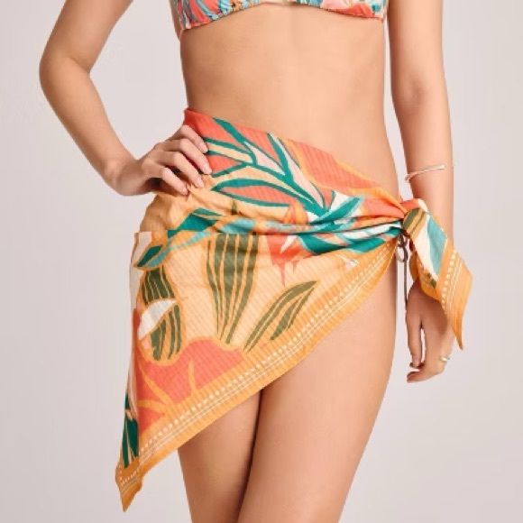 Vitamin A Women's OS Multiwear Sarong Scarf Cover Up Beach Vacation Tube Top Or - Picture 1 of 13